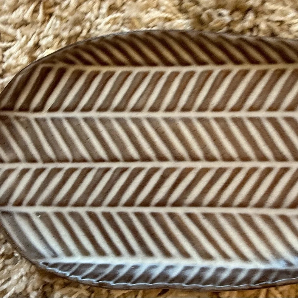 Anthrohome Terra Cotta Platter Leaf Anthropologie Boho Decor Tray AnthroLiving - Picture 5 of 8